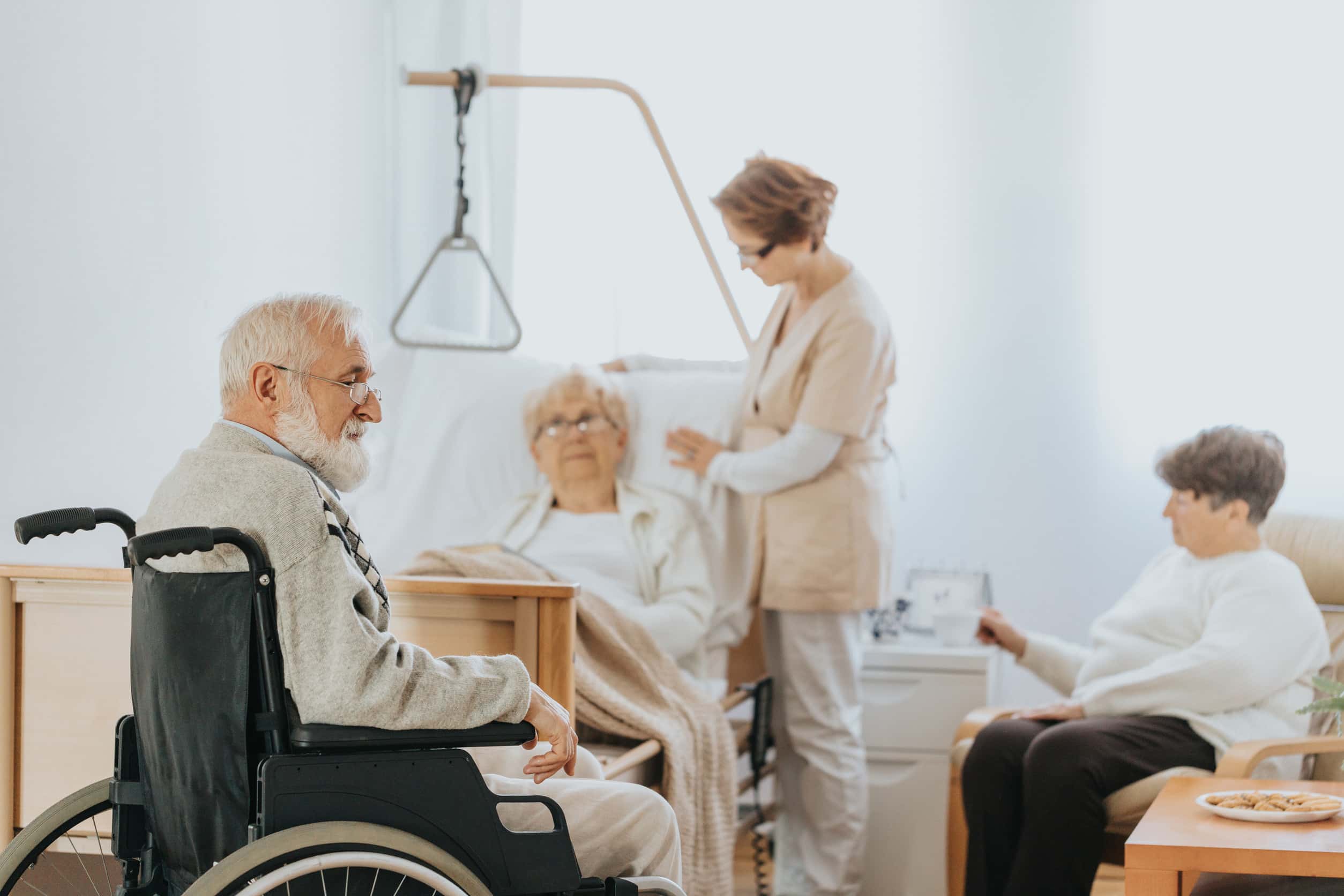 What Is A Nursing Home – Pros And Cons